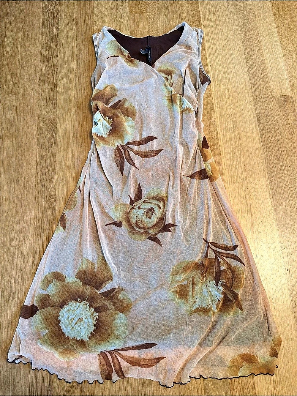 Weston Wear Y2K Floral Dress in Brown